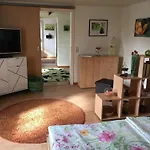 Kleine Sonnenblume Apartment