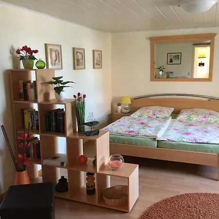 Kleine Sonnenblume Apartman
